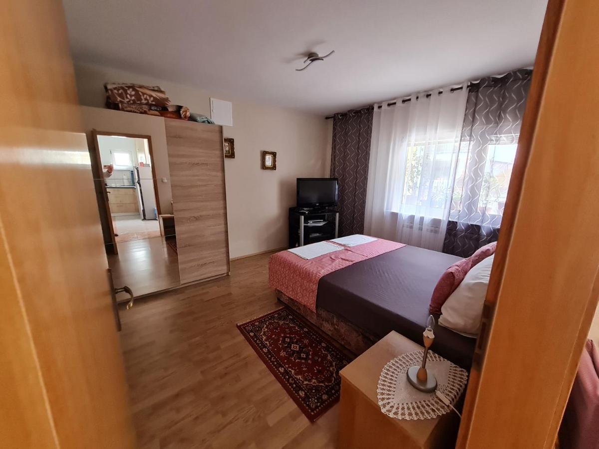 Apartments Bosnjak Шибеник Экстерьер фото