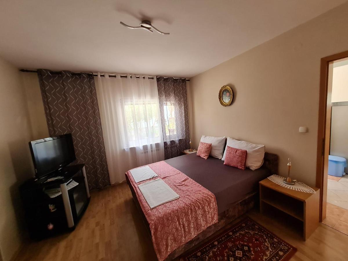 Apartments Bosnjak Шибеник Экстерьер фото