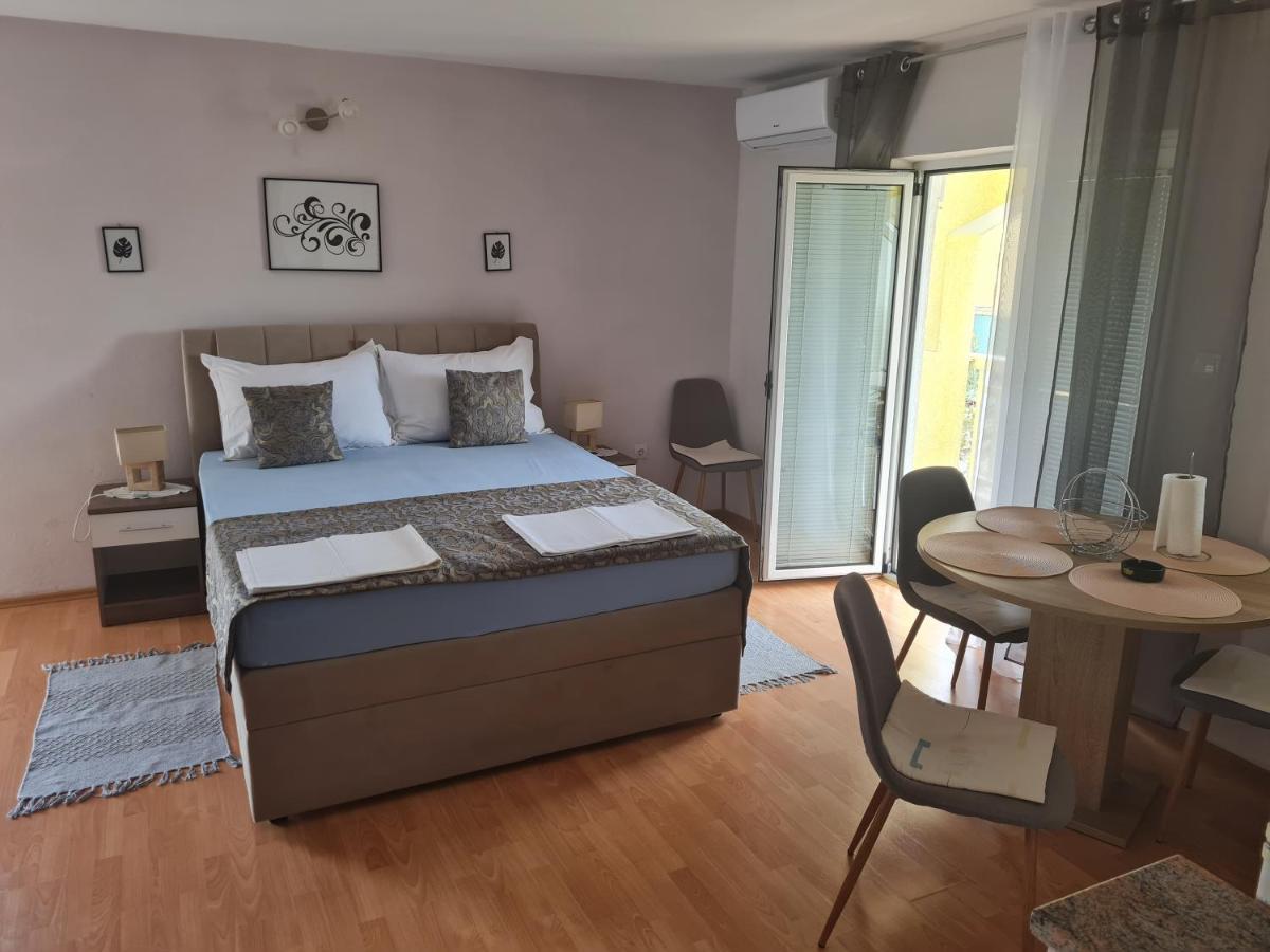Apartments Bosnjak Шибеник Экстерьер фото