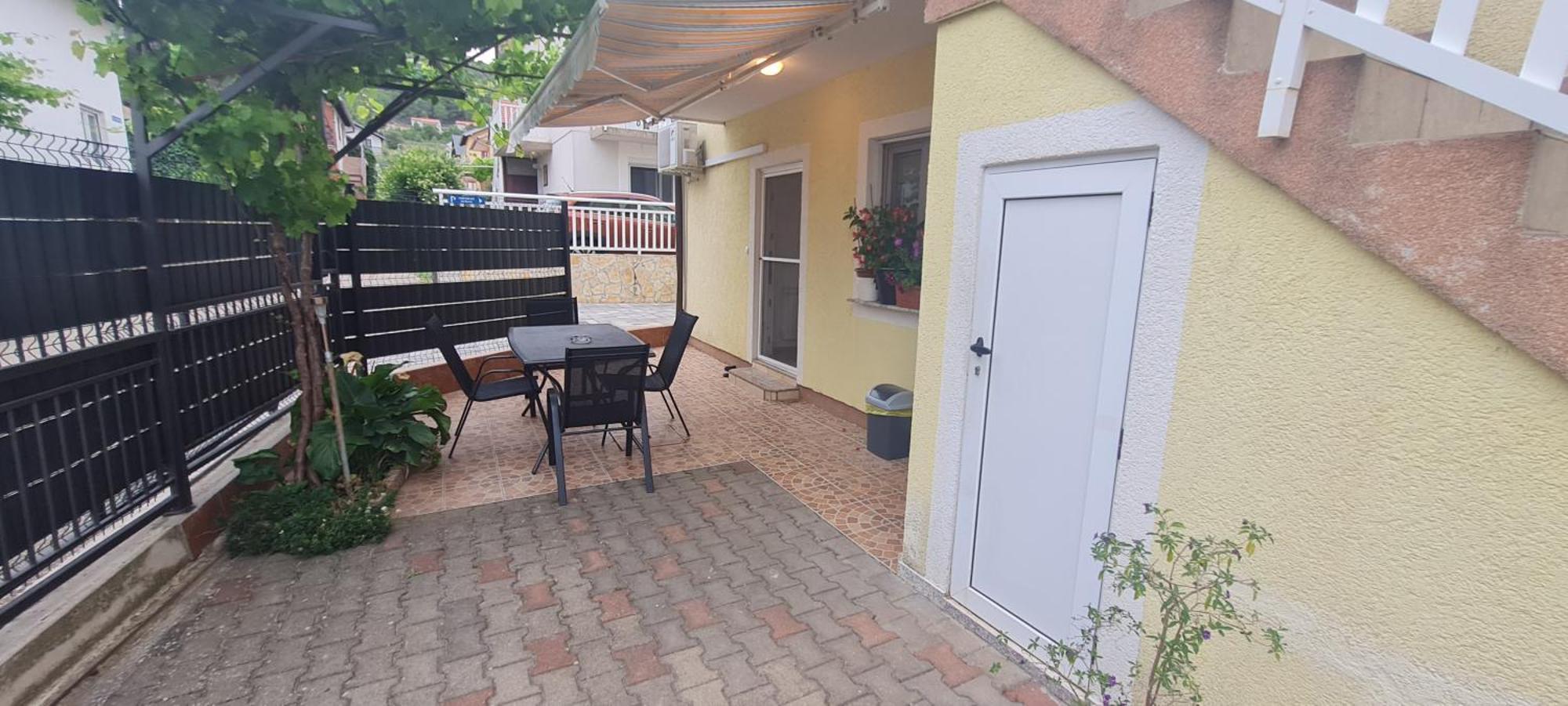 Apartments Bosnjak Шибеник Экстерьер фото