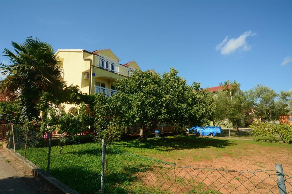 Apartments Bosnjak Шибеник Экстерьер фото