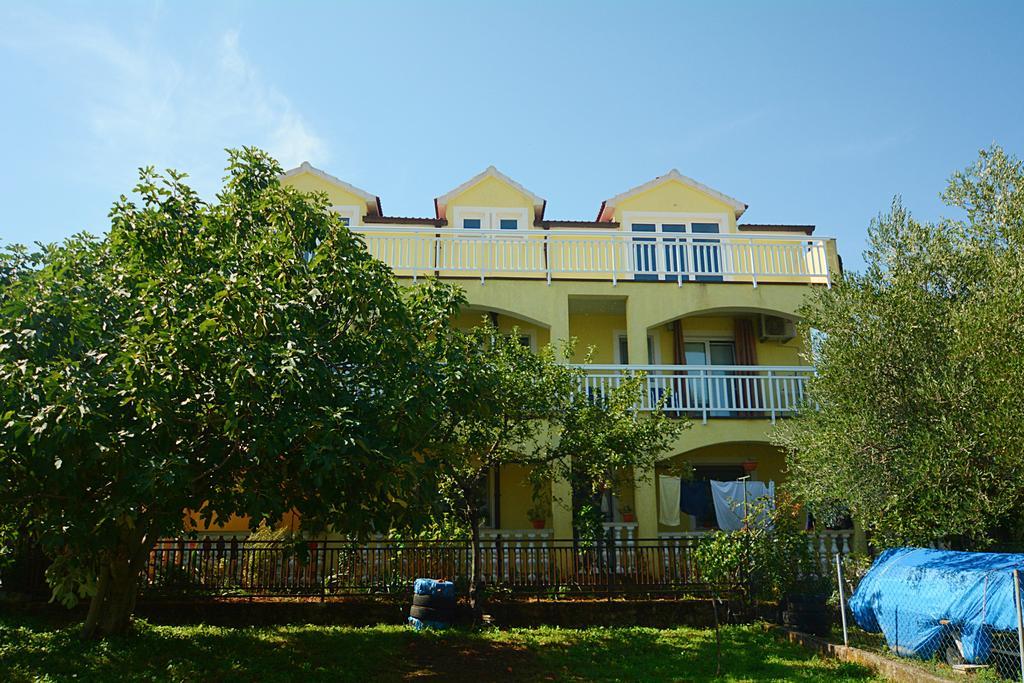 Apartments Bosnjak Шибеник Экстерьер фото